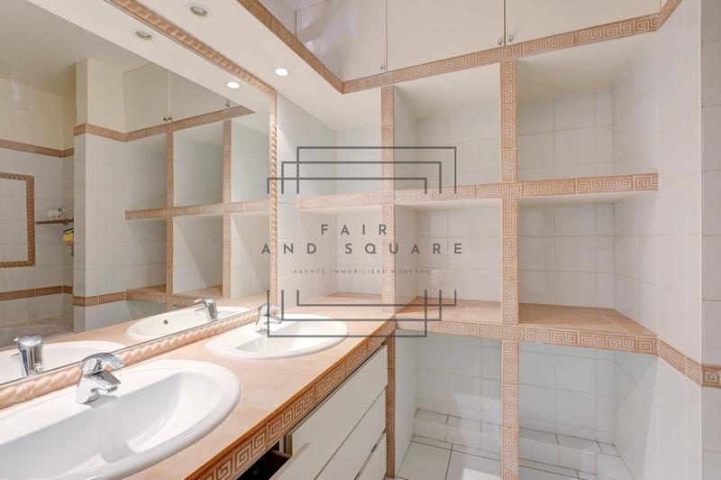 Appartement - 114 m² - 5 pièces