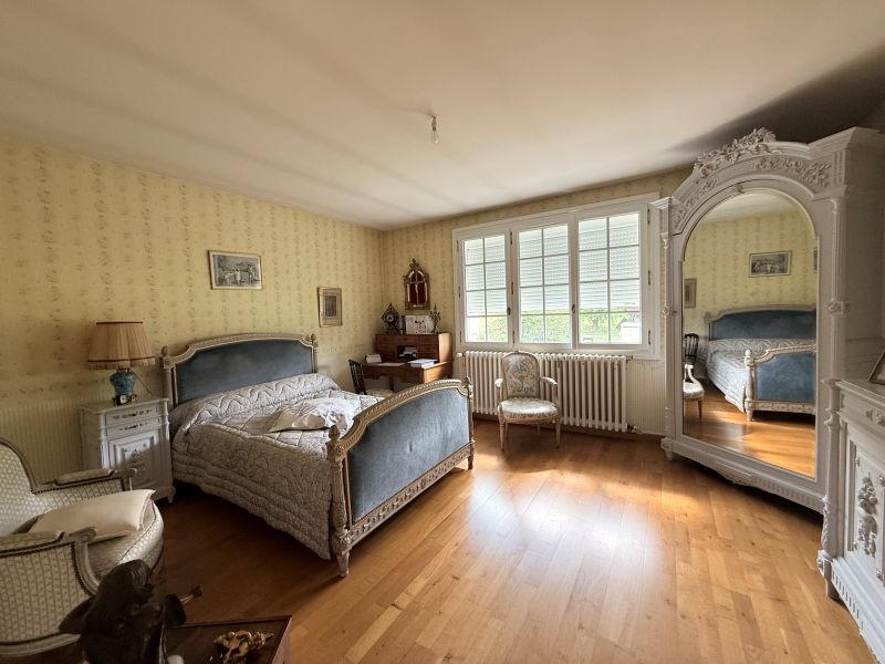 Maison - 140 m² - 5 pièces