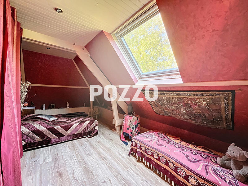 Maison - 166 m² - 7 pièces