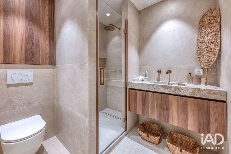 Appartement - 80 m² - 3 pièces