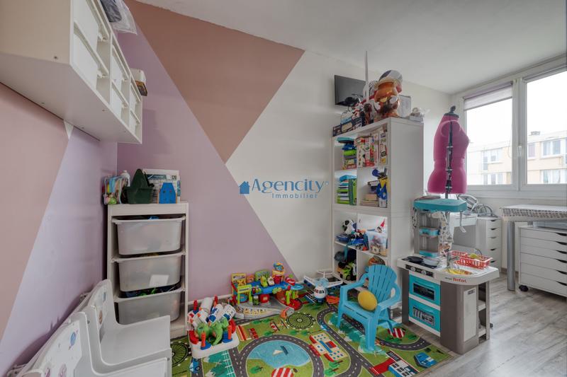 Appartement - 64 m² - 4 pièces