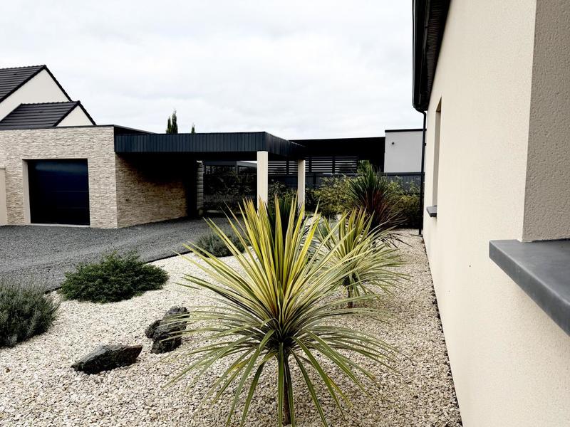 Pavillon - 144 m² - 4 pièces