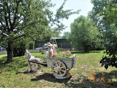 Maison - 200 m² - 8 pièces