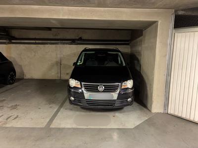 Parking / Garage - 11 m²