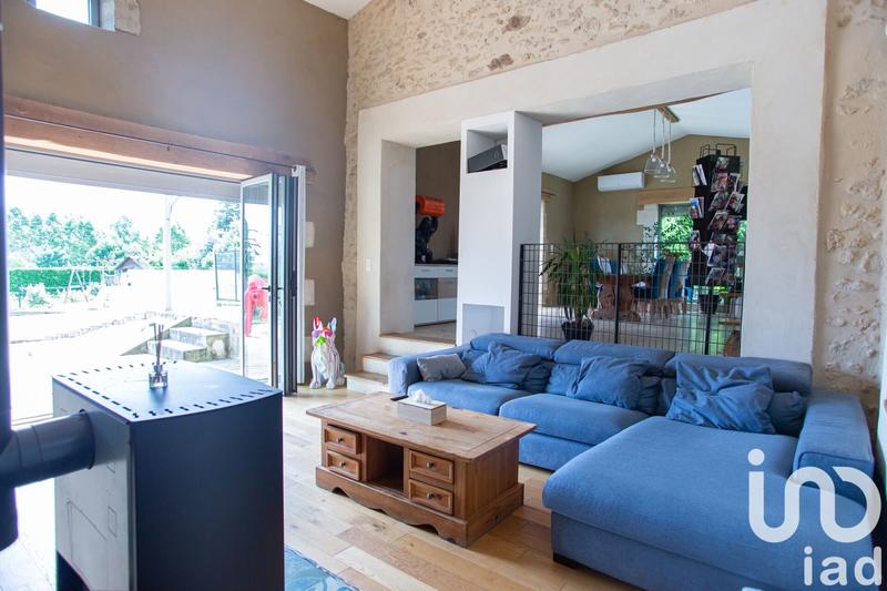 Maison - 207 m² - 7 pièces