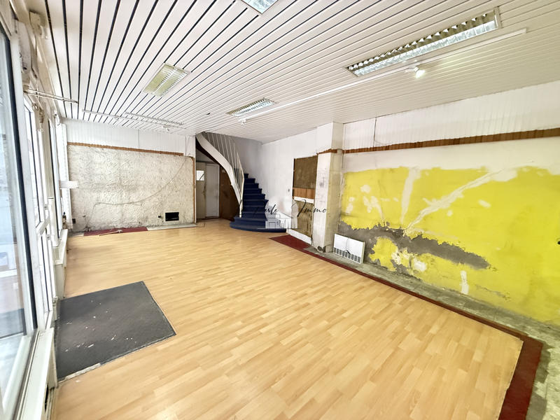 Local commercial - 105 m²