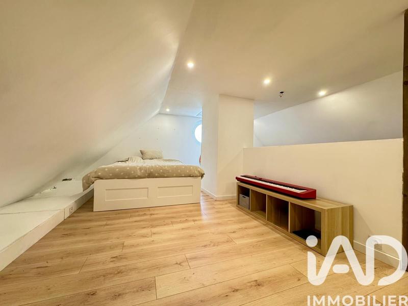 Maison - 98 m² - 5 pièces