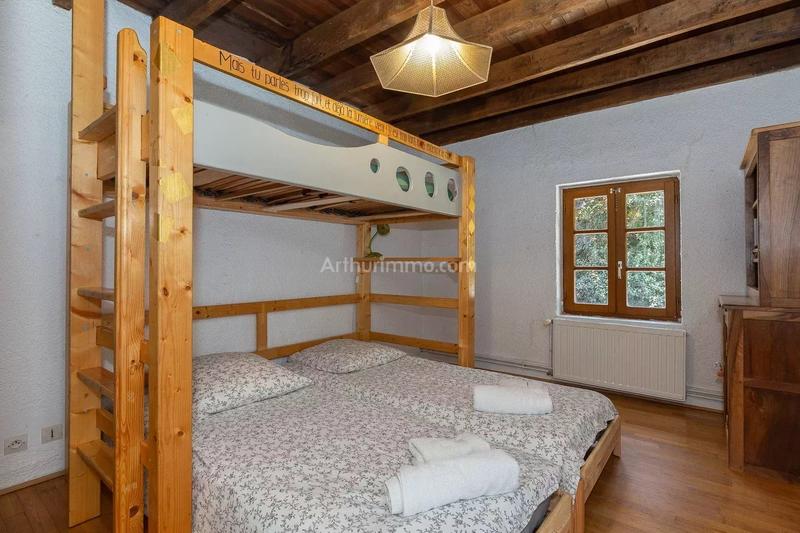 Maison - 164 m² - 12 pièces