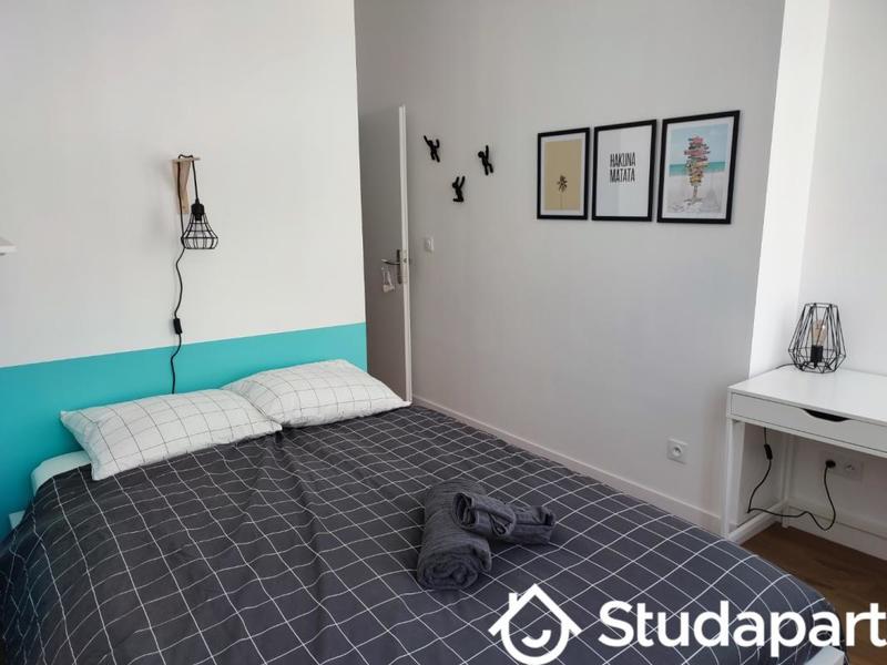 Chambre - 10 m² - 1 pièce