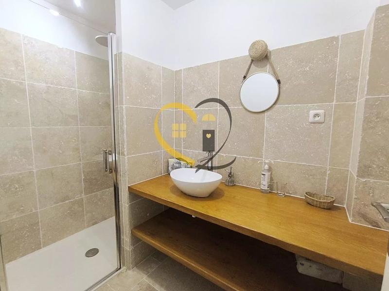 Maison de ville - 254 m² - 1 pièce