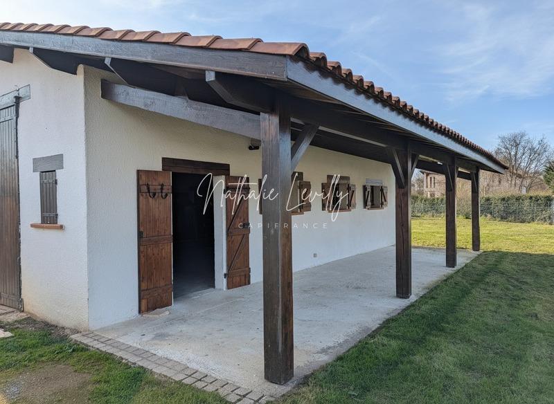 Grange - 77 m² - 1 pièce