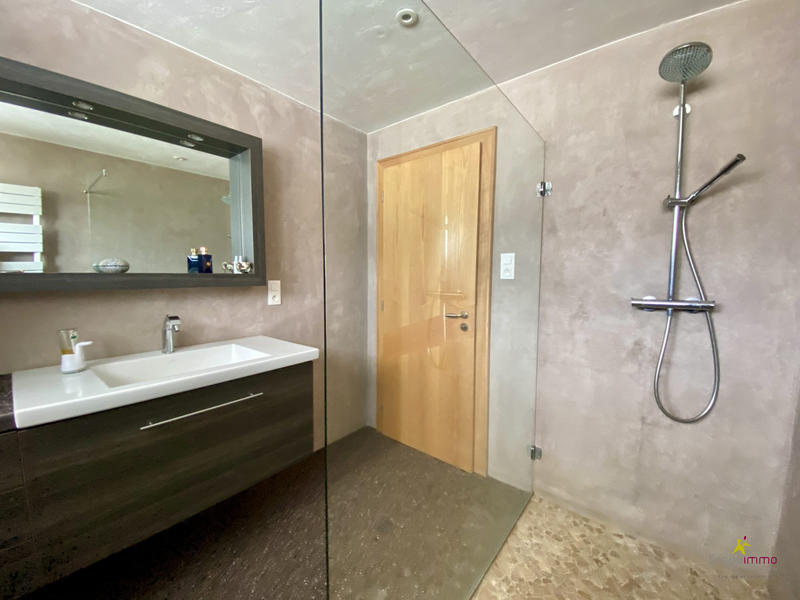 Maison - 159 m² - 6 pièces