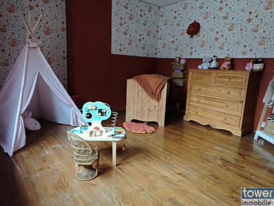 Maison - 150 m² - 7 pièces