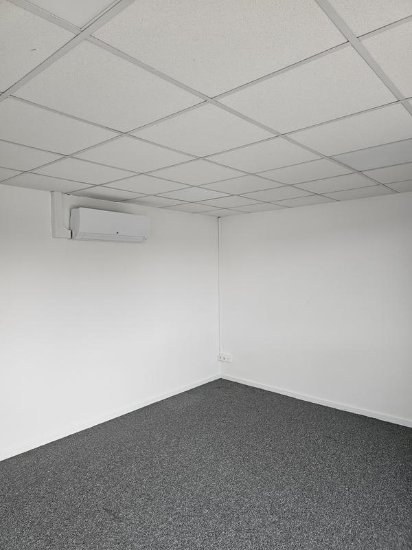 Bureau - 43 m² - 4 pièces