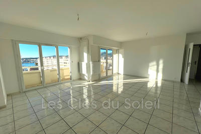 Appartement - 86 m² - 3 pièces