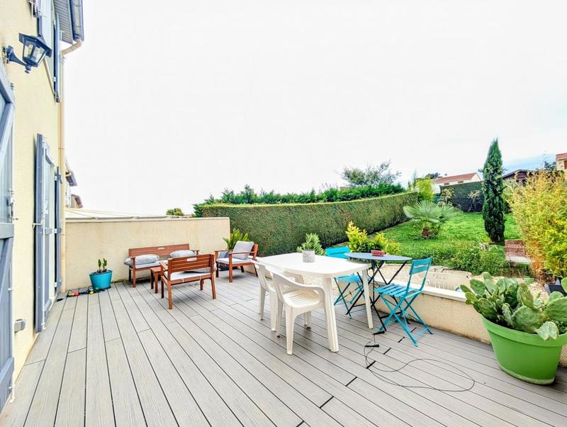 Pavillon - 85 m² - 4 pièces