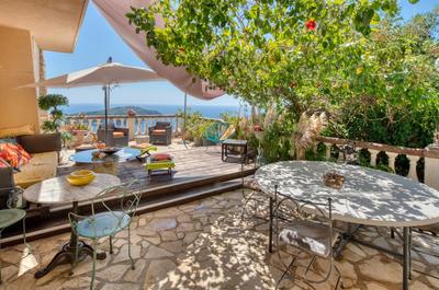 Villa - 347 m² - 9 pièces