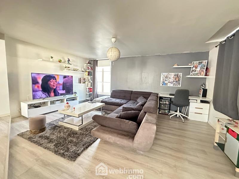 Immeuble - 341 m² - 16 pièces