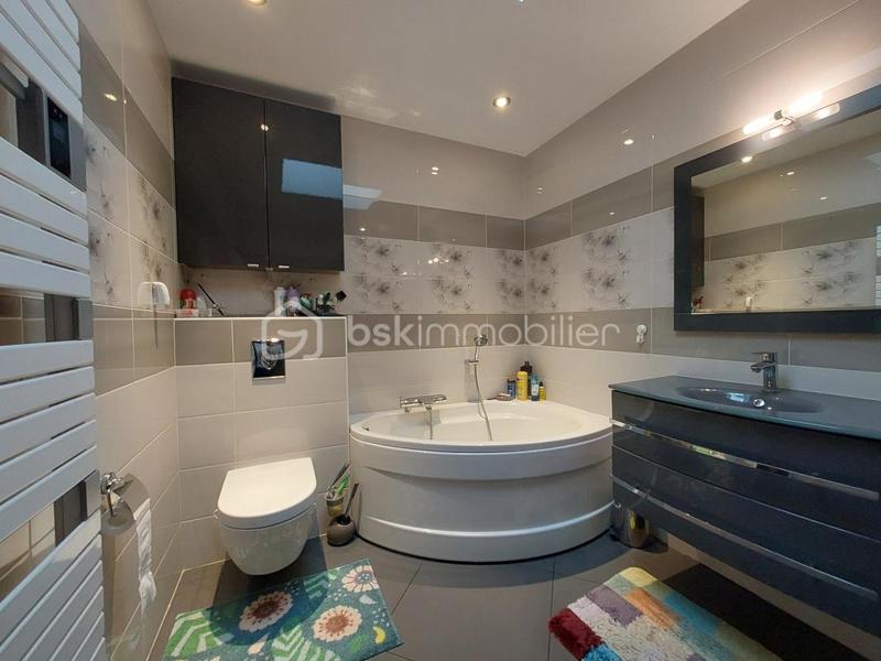 Maison - 115 m² - 5 pièces