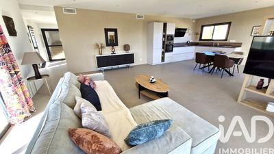 Appartement - 120 m² - 5 pièces