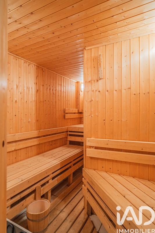 Appartement - 93 m² - 4 pièces