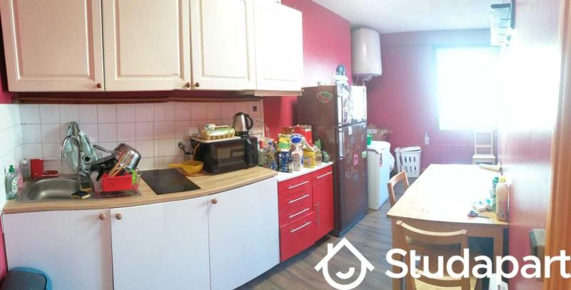 Chambre - 11 m² - 1 pièce