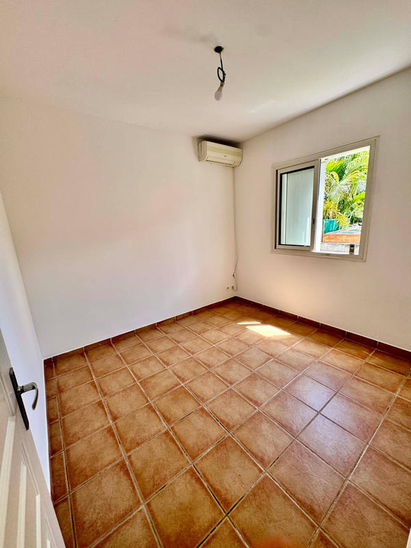 Villa - 95 m² - 5 pièces