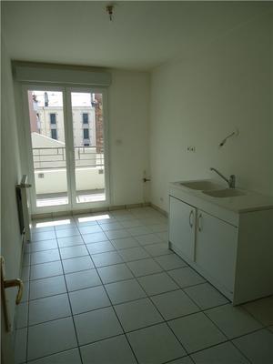 Appartement - 75 m² - 3 pièces