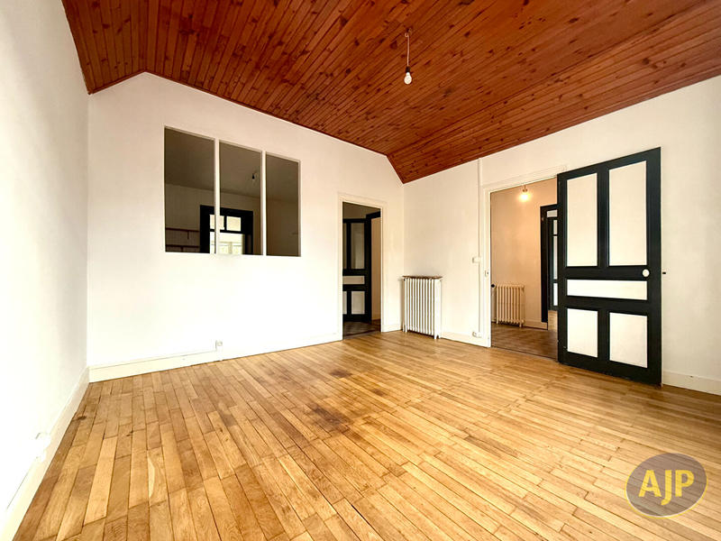 Maison - 123 m² - 6 pièces