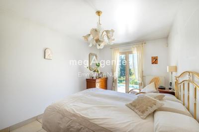 Maison - 194 m² - 7 pièces