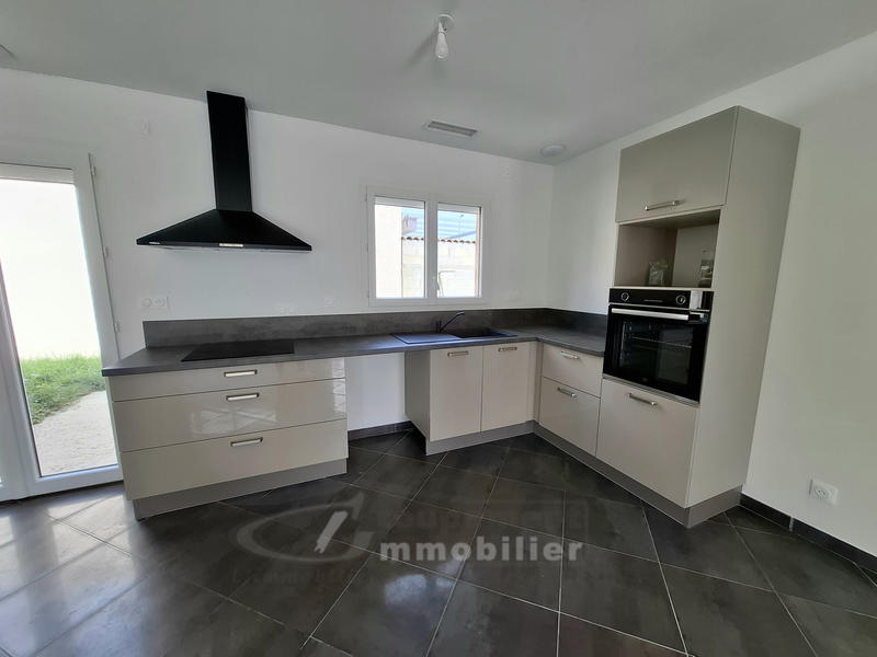 Maison - 80 m² - 4 pièces