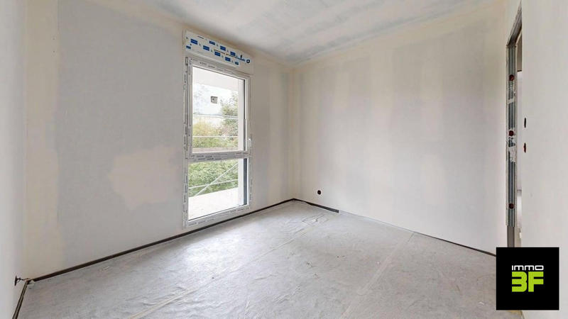 Appartement - 86 m² - 4 pièces