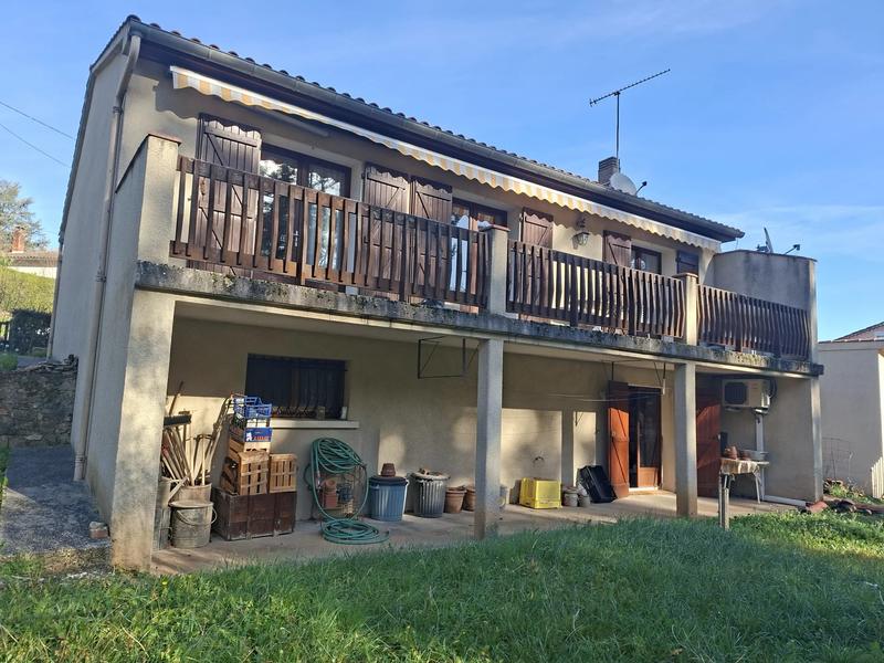 Maison - 95 m² - 5 pièces