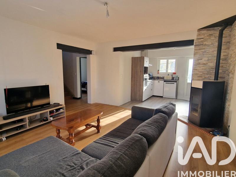 Maison - 137 m² - 7 pièces