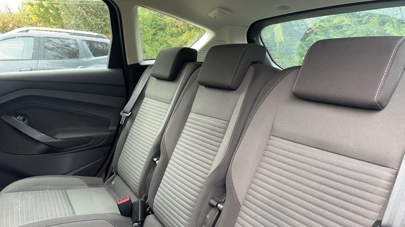 Ford c-Max (2) 1.0 EcoBoost 125 Titanium