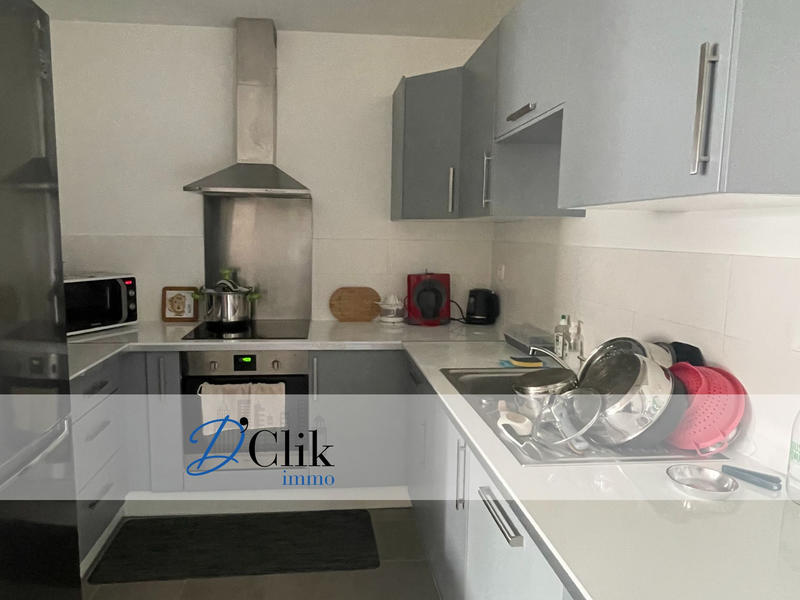 Maison - 96 m² - 4 pièces