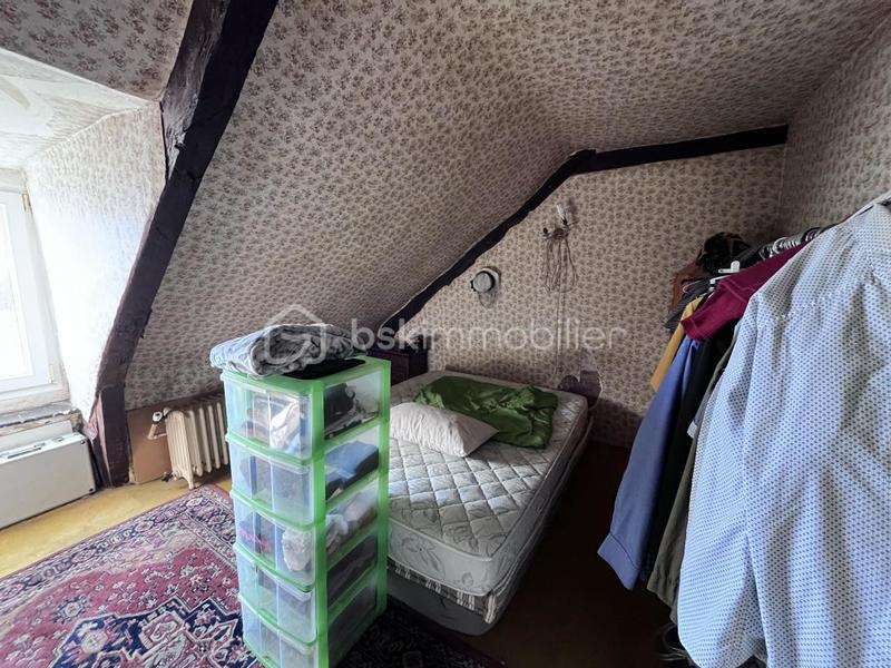 Maison en pierre - 177 m² - 6 pièces