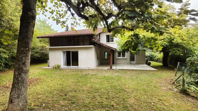 Maison - 165 m² - 7 pièces