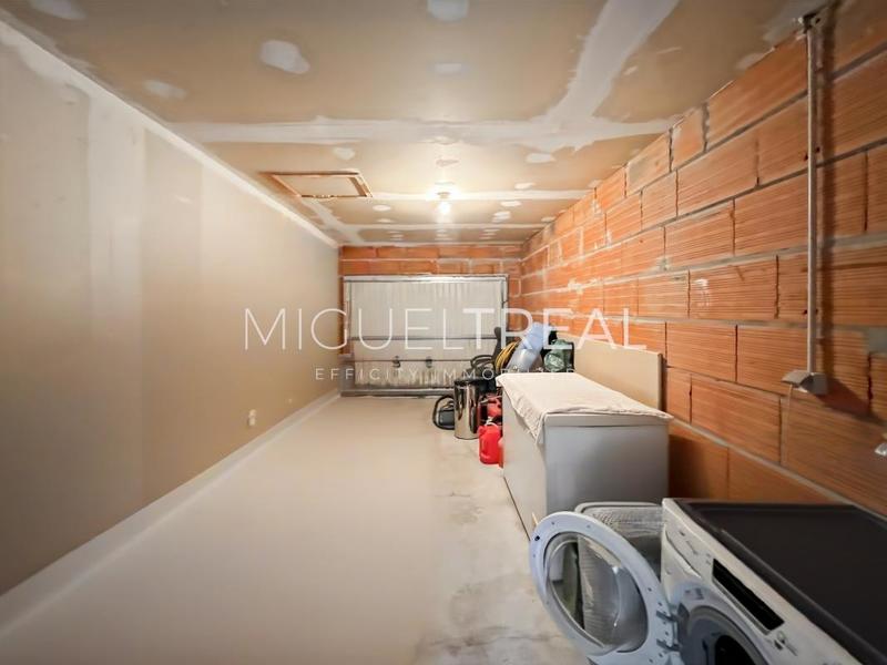 Pavillon - 95 m² - 5 pièces