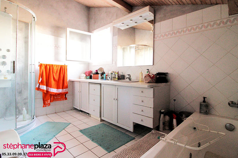 Maison - 105 m² - 4 pièces