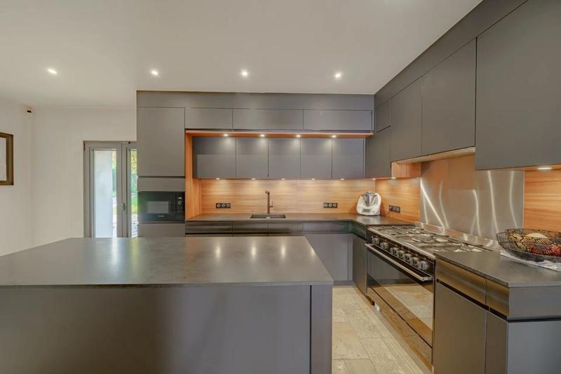 Maison - 160 m² - 6 pièces