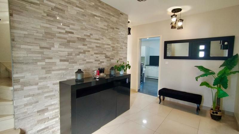 Maison - 158 m² - 6 pièces