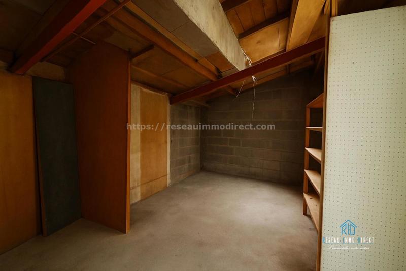 Propriété - 133 m² - 8 pièces