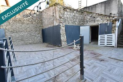 Maison - 301 m² - 12 pièces