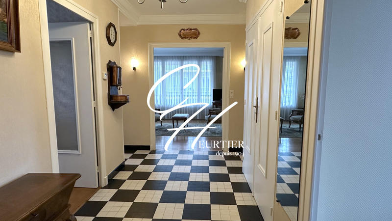 Appartement - 88 m² - 3 pièces