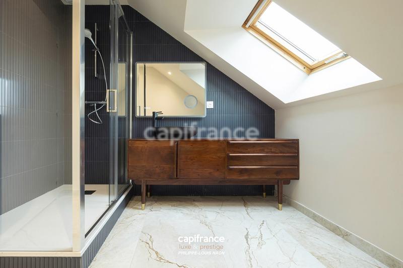 Appartement - 123 m² - 5 pièces