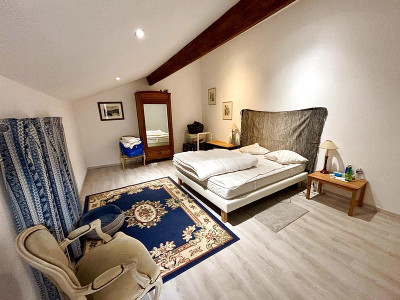 Maison de village - 257 m² - 11 pièces