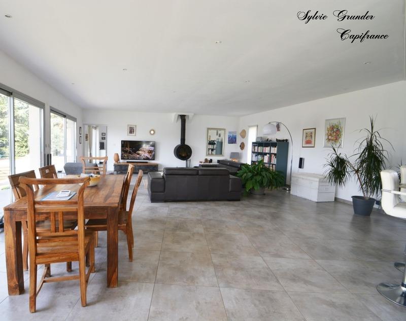 Maison - 180 m² - 5 pièces