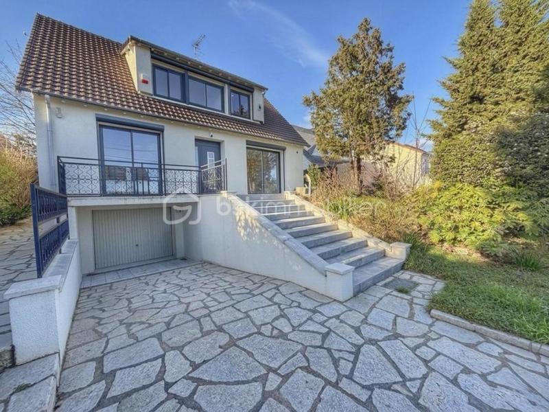 Maison - 114 m² - 7 pièces