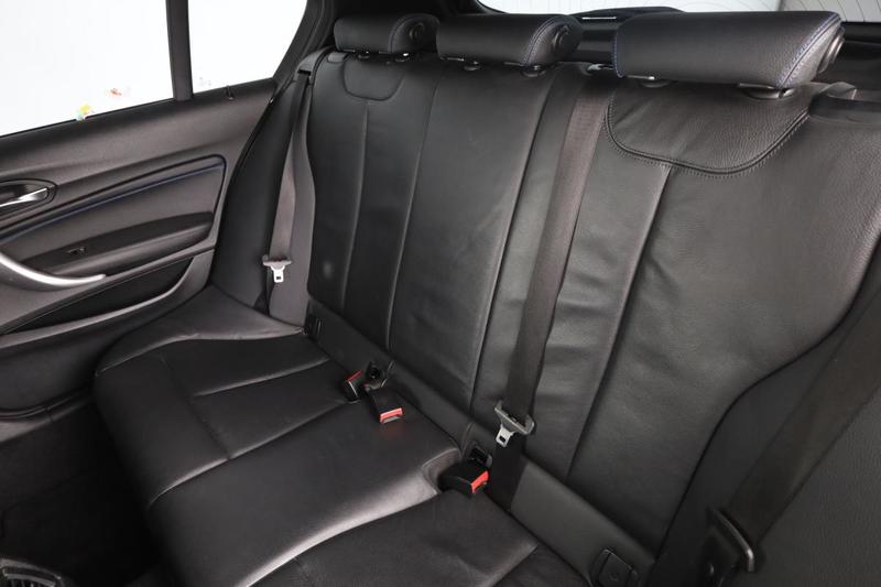 Bmw Série 1 120i m Sport Bva8 5p 184 ch